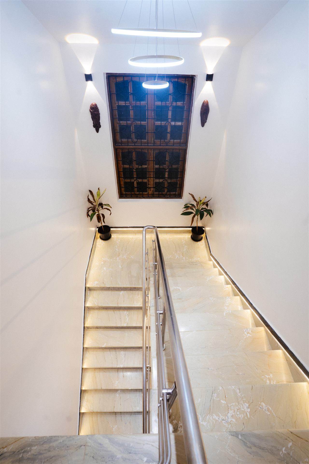 King's Land visual gallery photo 14